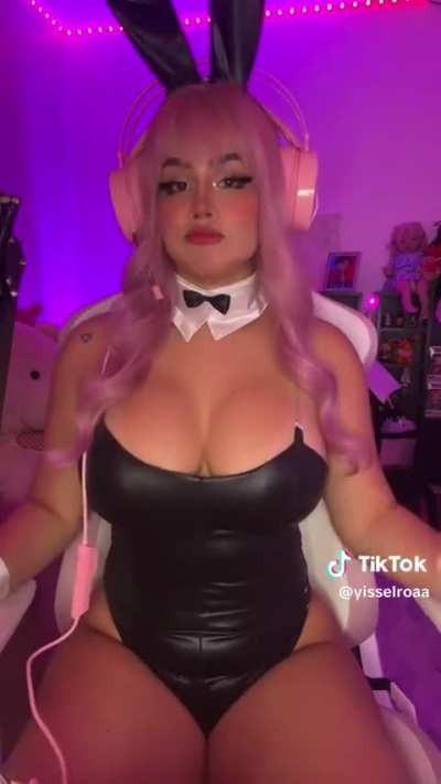 @yisselroaa