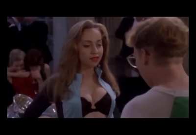 Tara Strong in National Lampoon’s Senior Trip (1995)