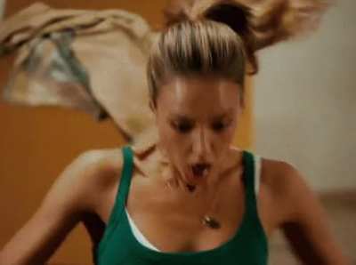 Jessica Alba (Good Luck Chuck)