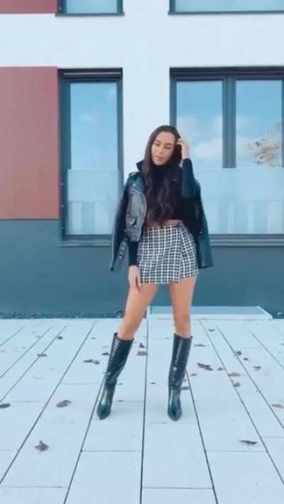Strut