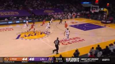 [Highlight] Caruso off the backboard to LeBron!