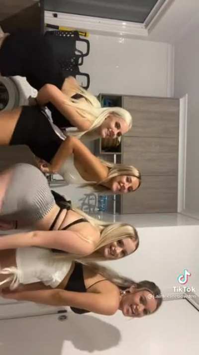 white thots are so finee