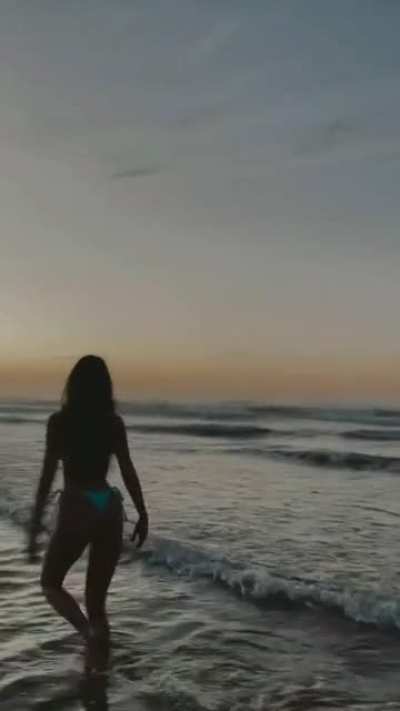 Her figure 🤤
