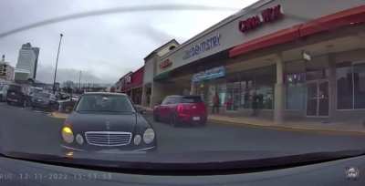 OP uploaded this thinking he was in the right. The person behind him simply honked to alert OP they were behind him.