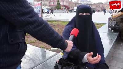 Zeki Müslüman Türk Kadını