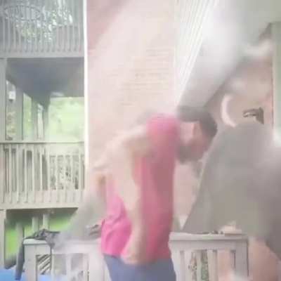 Wtf😂😂