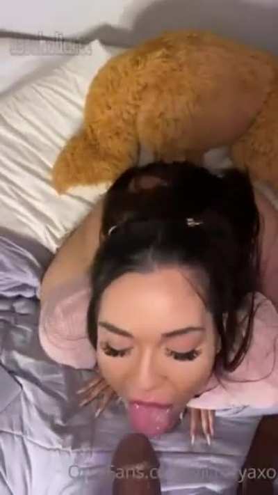 V i c k t o r y a x o 🎂💦got nutted 🥜inside her big ass