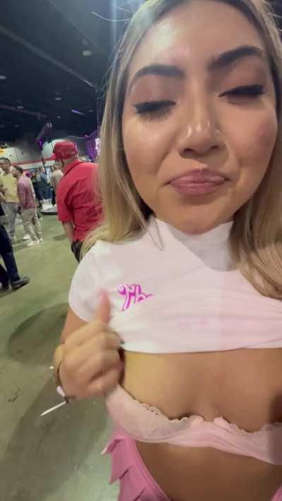 Horny girls don’t care who sees them