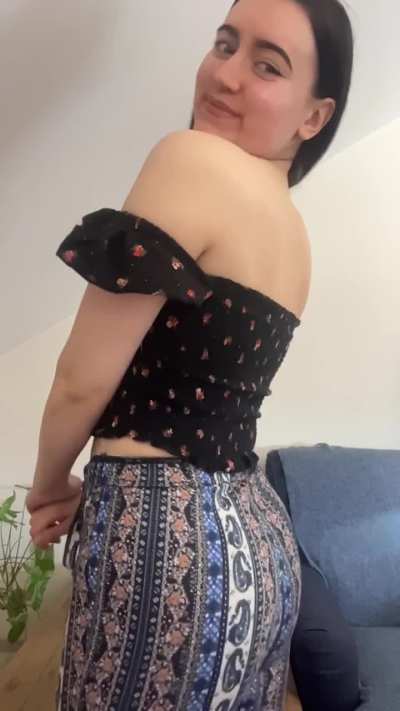 😋
