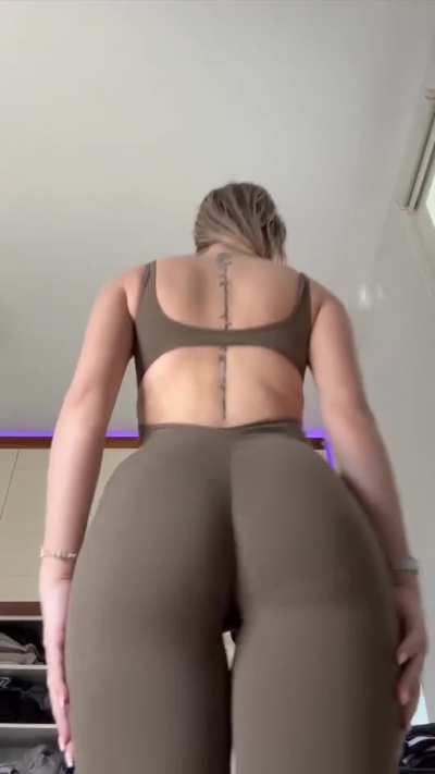 Dwwwra 🍑