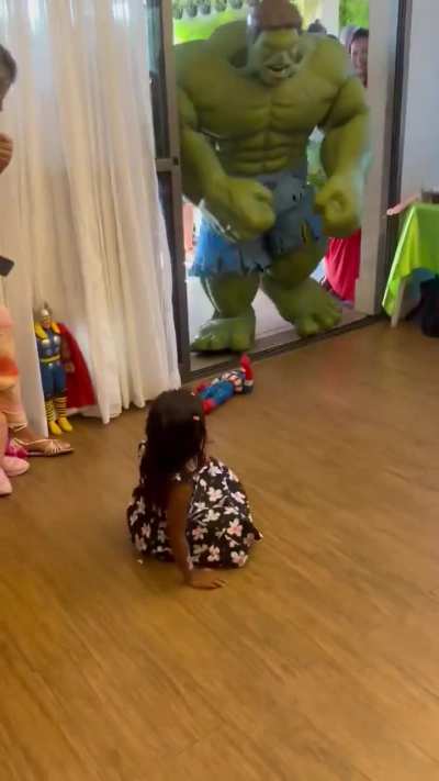 Hulk falling 