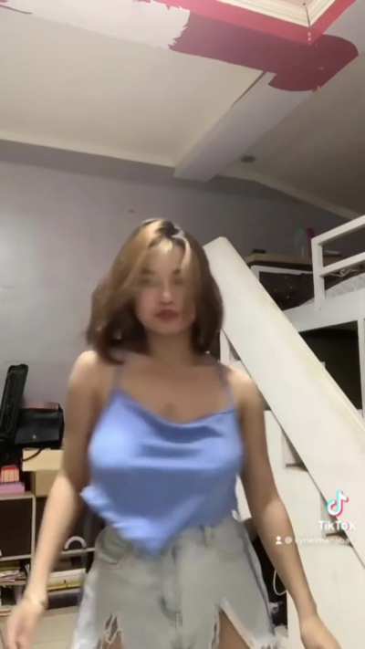 xyriel manabat 