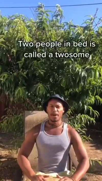 🗿