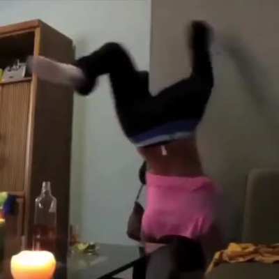 Handstand with twerking