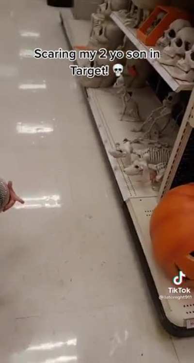 He screamed like his dad murdered them in front of him