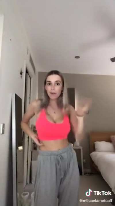 Sports bra 2