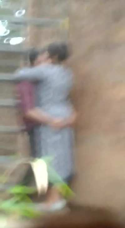 three different mallu couples enjoying outside hostel gate[<wbr>10Min<wbr>s/11V<wbr>ids]