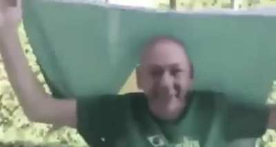 Corre que não pode se atrasar