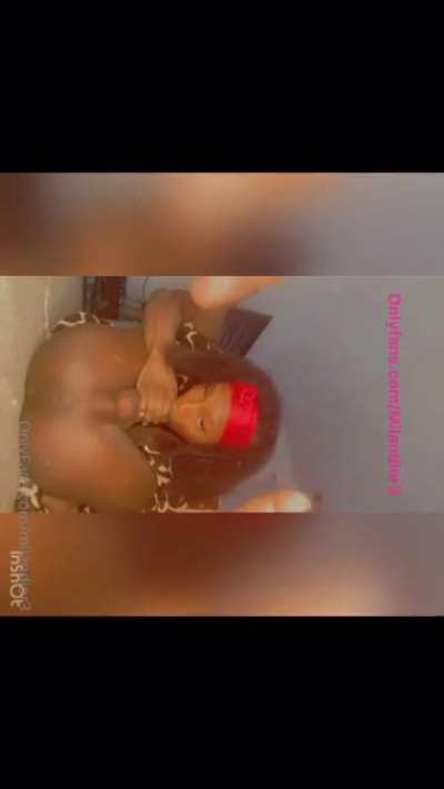 Here’s the self sucking video😈👅