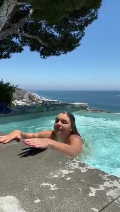 Gabbie Carter