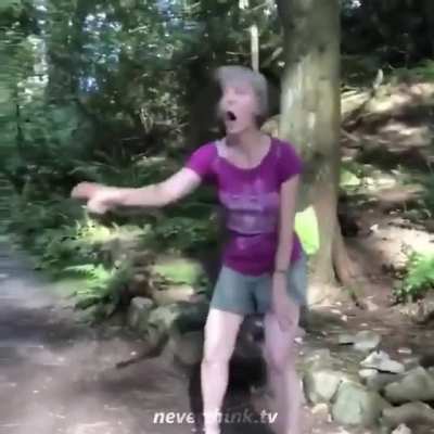 Me trying to play stealth warlock:🙊 My warlock summons: