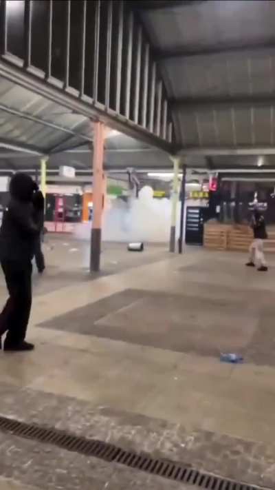 A vending machine is blown up to steal snacks in Vienna.