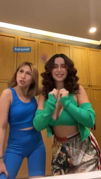 Yassi Pressman & Keiko Fox