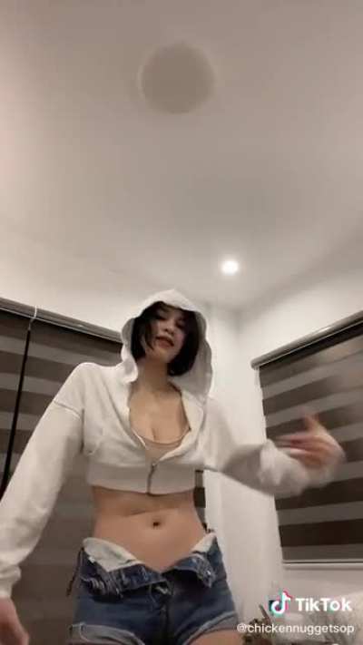 Criselda Alvarez