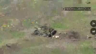 The most vulnerable spot for the Ruzzian T-72 tank is between the turret and the base