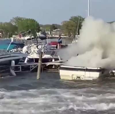 Off duty firefighter uses his JetSki to help put out a fire. xpost r/GIFtedIndividuals