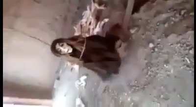 Cursed_witch