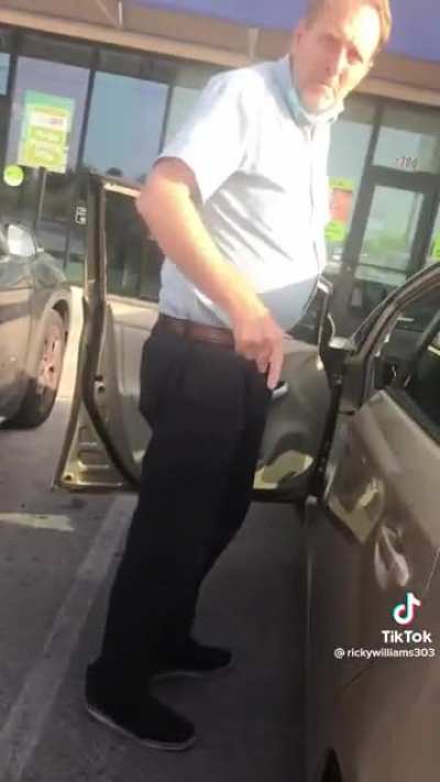 Lyft Driver Not Even TRYING to Hide His Racism