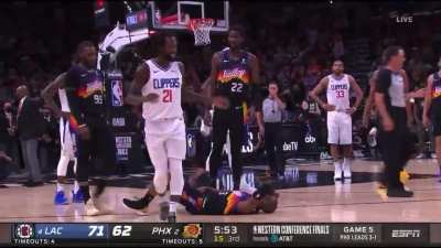 [Highlight] Patrick Beverley commits a foul on Chris Paul and mocks CP3 while he is in pain