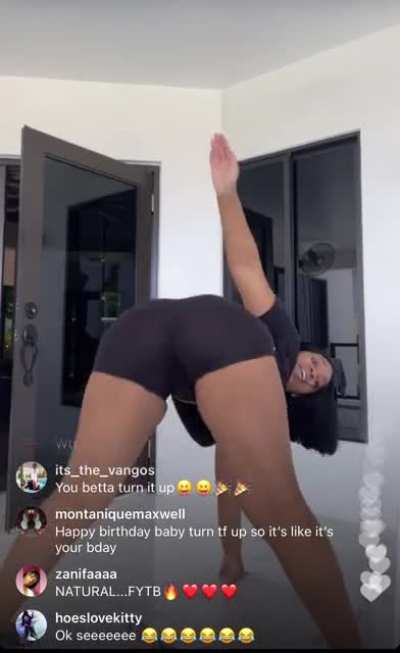light<wbr>skink<wbr>eisha twerkin that mf