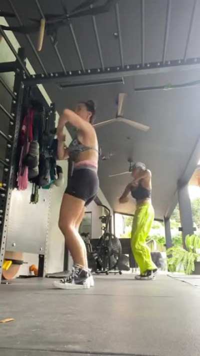 Yassi Pressman