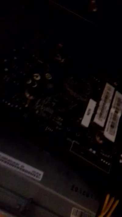 If it doesn't work, turn it off and on again... That's what my friend did, and now he lost his GPU