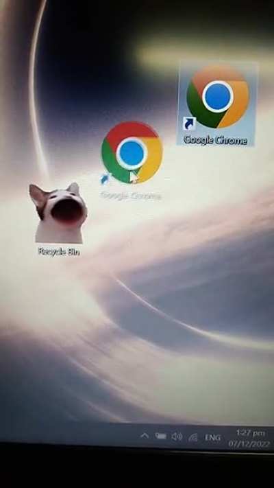 CosMiC moNSTer Cat DevOuRS enTiRE pLAnet