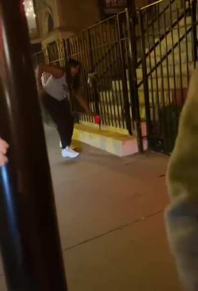 HMC while I pole dance on this street sign