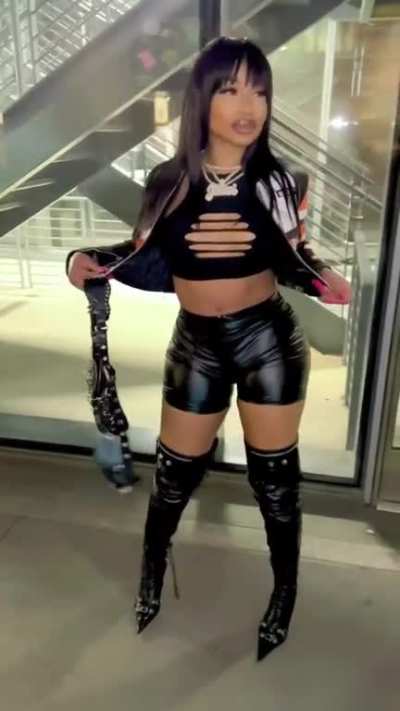 🔥🍑