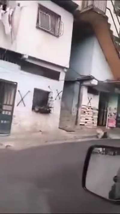 Colectivos están marcando las casas de la gente que han protestado con una 