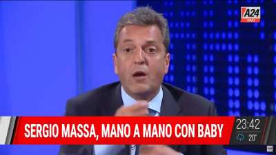 Massa defendiendo a Melconian.