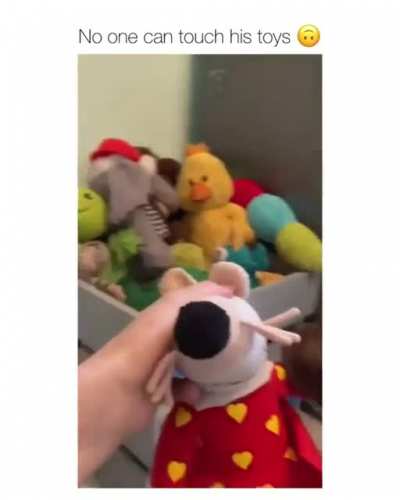 This pupper having an existential crisis. (Credits: Labradolliedog)