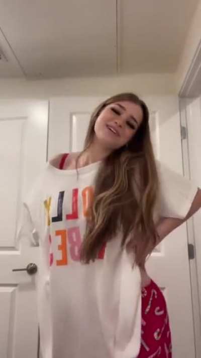 Didn't know she moves like that
