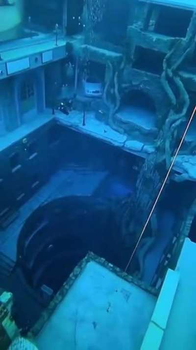 World's deepest swimming pool in Dubai