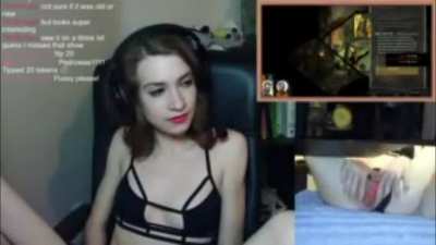 Egamergirl touching her pussy during her gaming stream