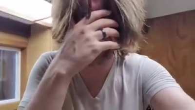I want an oscar for this vine!!!