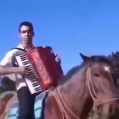 *se asusta*
