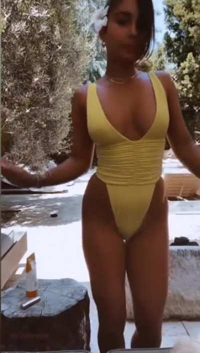 Vanessa Hudgens