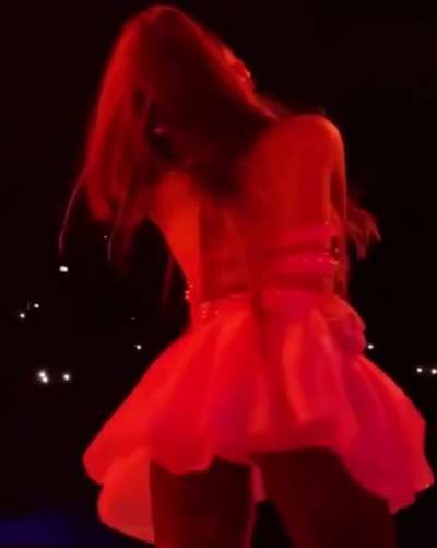I love Ariana