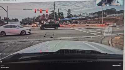 [USA] Motorcycle accident in intersection
